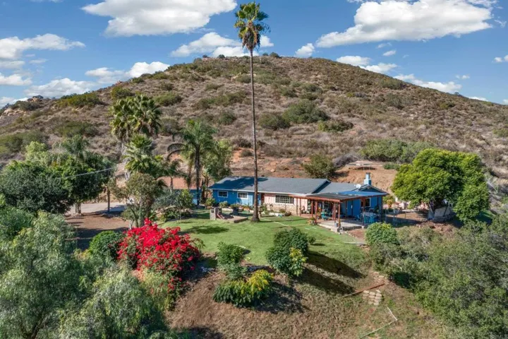 117 La Cresta Trail, El Cajon, California 92019