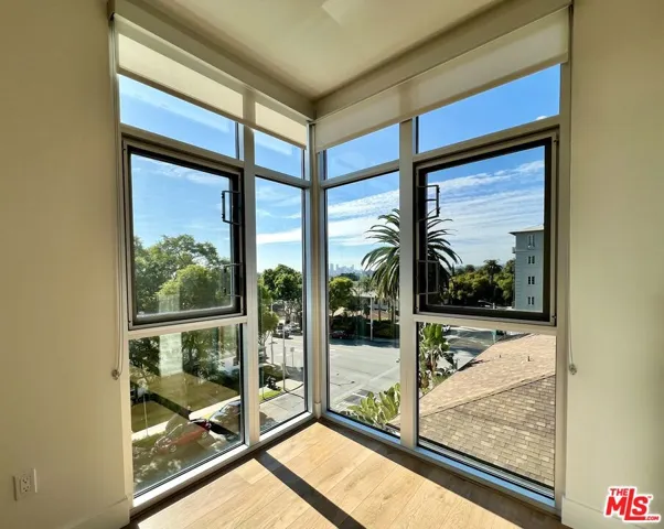8017 Norton Avenue 403, West Hollywood, California 90046