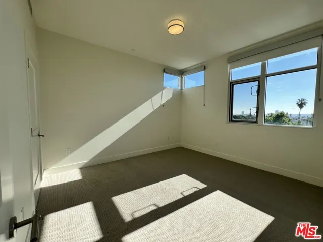 8017 Norton Avenue 403, West Hollywood, California 90046