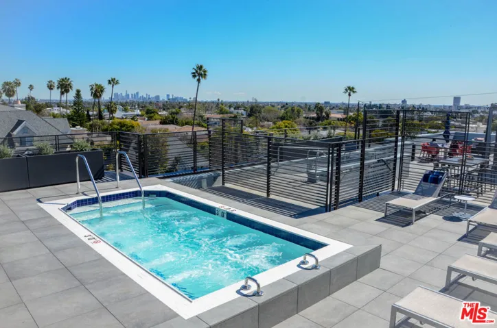 8017 Norton Avenue 403, West Hollywood, California 90046