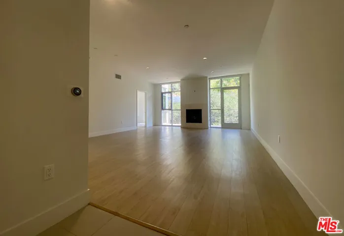 11715 W Bellagio Road 306, Los Angeles, California 90049