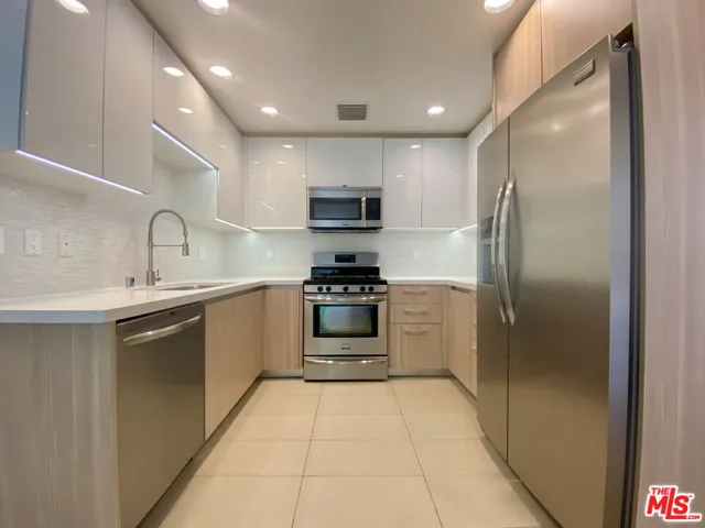 11715 W Bellagio Road 306, Los Angeles, California 90049