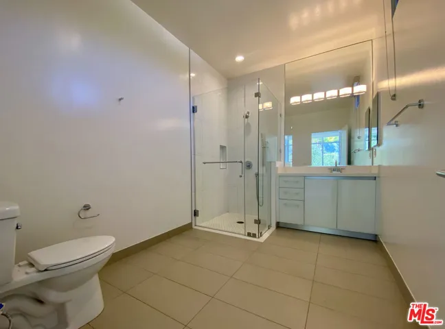 11715 W Bellagio Road 306, Los Angeles, California 90049