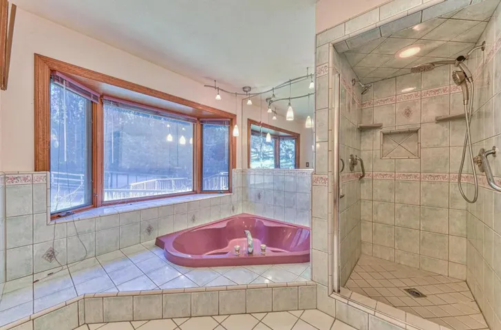 6685 Langley Canyon Road, Salinas, California 93907