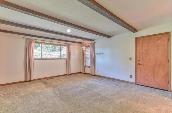 6685 Langley Canyon Road, Salinas, California 93907