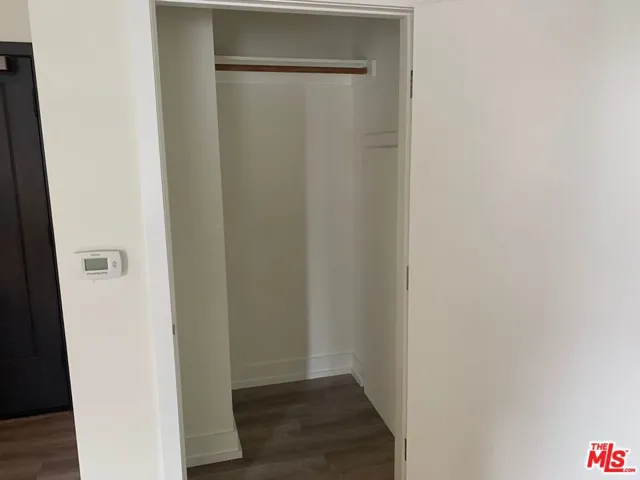 727 W 7th Street 509, Los Angeles, California 90017