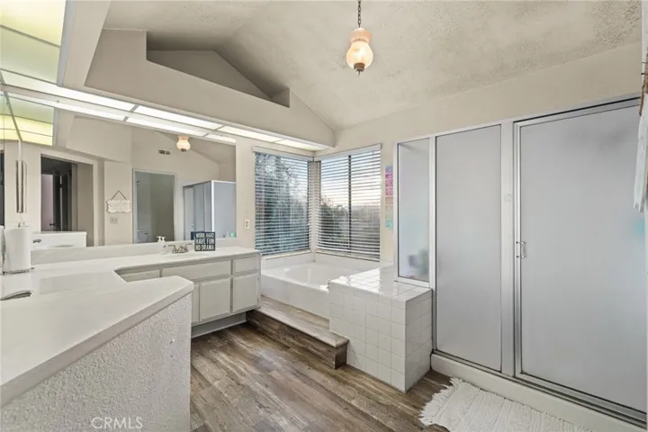 Executive Bathroom