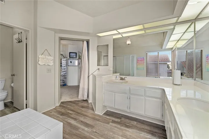 Executive Bathroom