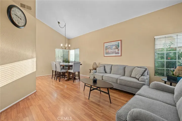 Living Room/Dinning Area