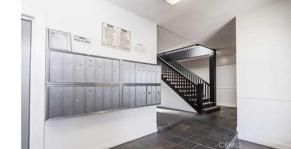1913 W 3rd St., Los Angeles, California 90057
