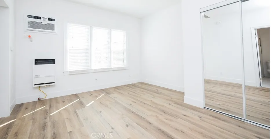 1913 W 3rd St., Los Angeles, California 90057