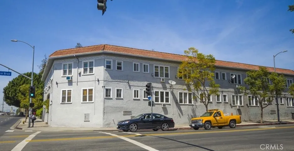 1913 W 3rd St., Los Angeles, California 90057