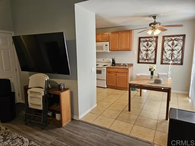 1811 E Grand Avenue 118, Escondido, California 92027