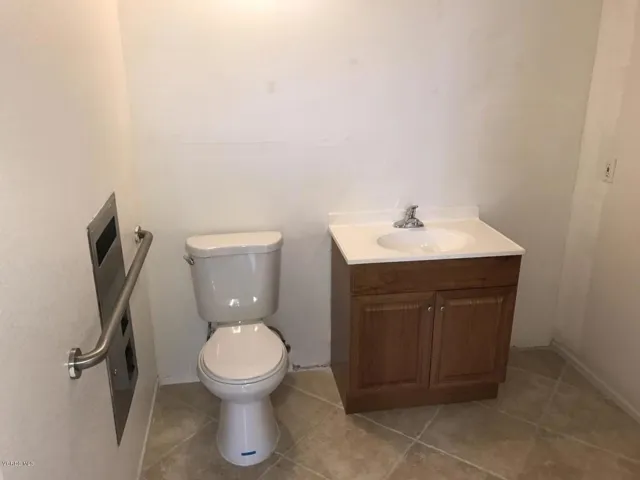 large (4)