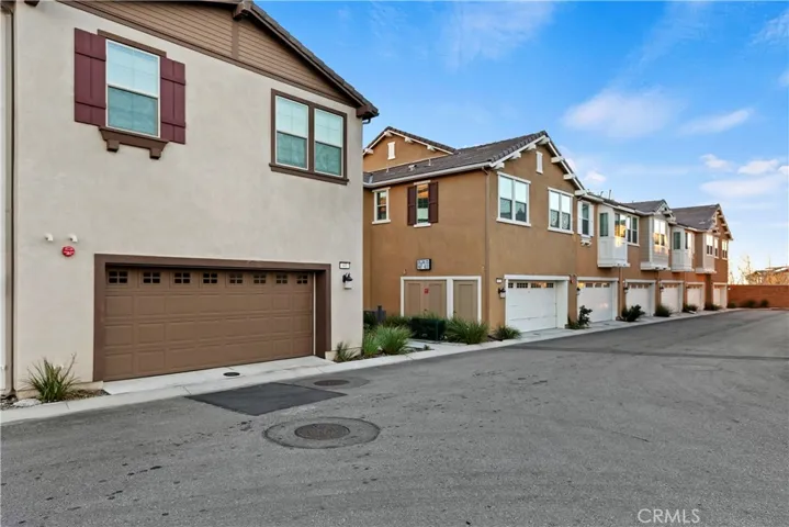 16502 Casa Grande Avenue 601, Fontana, California 92336