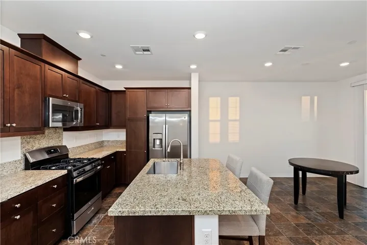 16502 Casa Grande Avenue 601, Fontana, California 92336