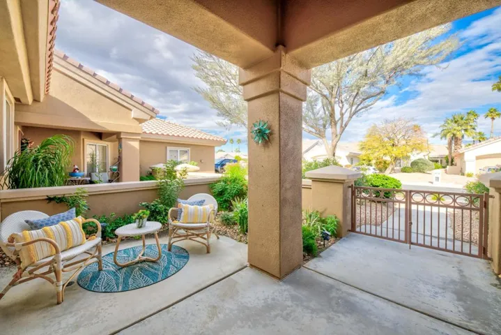 Private Enclosed Courtyard