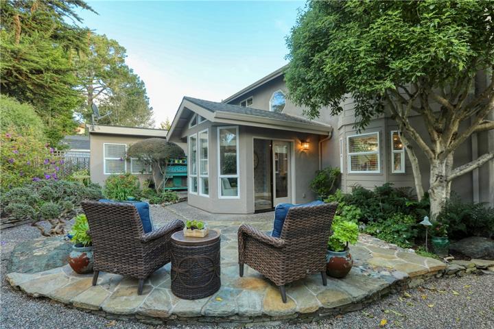 6255 Somerset Way, Cambria, California 93428