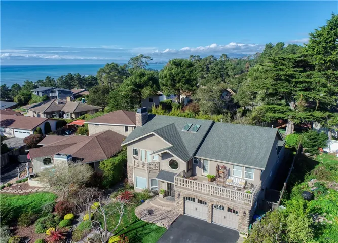 6255 Somerset Way, Cambria, California 93428