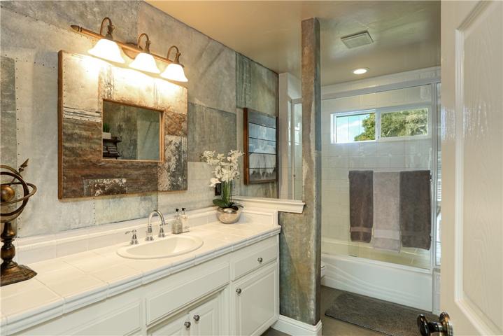6255 Somerset Way, Cambria, California 93428
