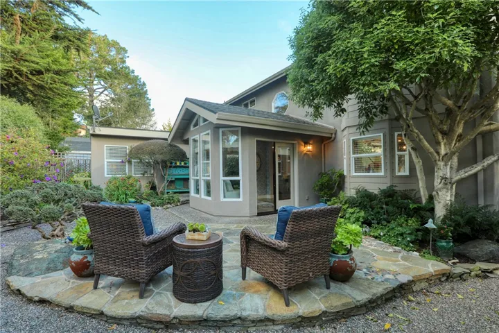 6255 Somerset Way, Cambria, California 93428