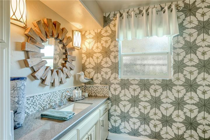 6255 Somerset Way, Cambria, California 93428