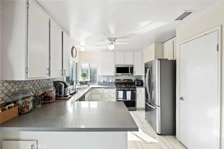 10040 Ontario Street, Riverside, California 92503
