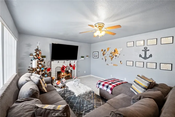 10040 Ontario Street, Riverside, California 92503