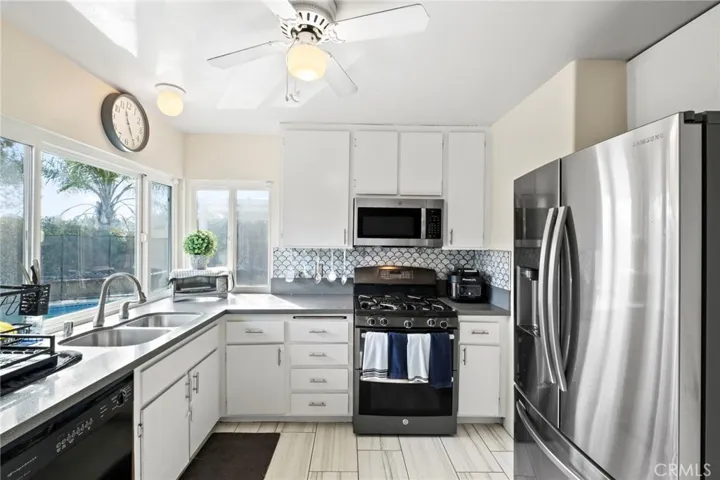 10040 Ontario Street, Riverside, California 92503