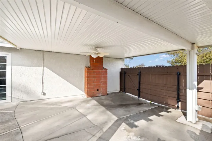 10040 Ontario Street, Riverside, California 92503