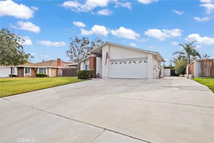 10040 Ontario Street, Riverside, California 92503