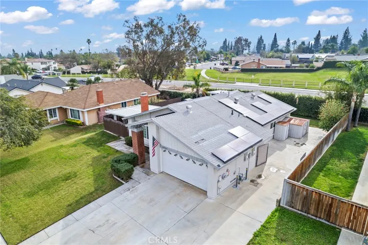 10040 Ontario Street, Riverside, California 92503