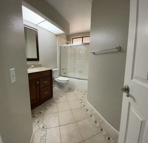 15560 La Entrada Drive, Moreno Valley, California 92551