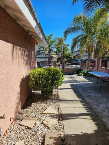 1522 Apple Creek Drive, Perris, California 92571
