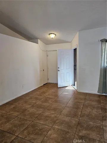 1522 Apple Creek Drive, Perris, California 92571