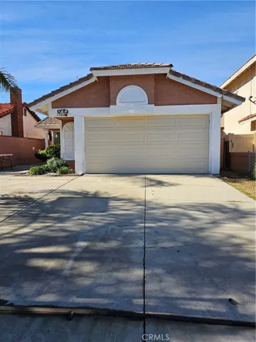 1522 Apple Creek Drive, Perris, California 92571