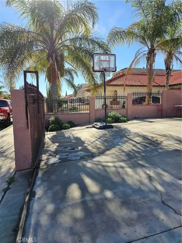 1522 Apple Creek Drive, Perris, California 92571