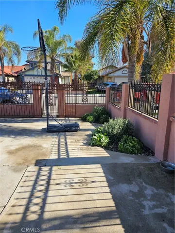 1522 Apple Creek Drive, Perris, California 92571