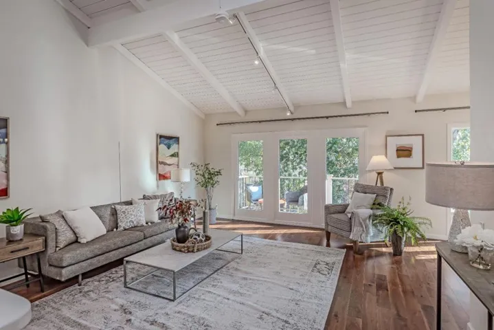 14690 Fieldstone Drive, Saratoga, California 95070