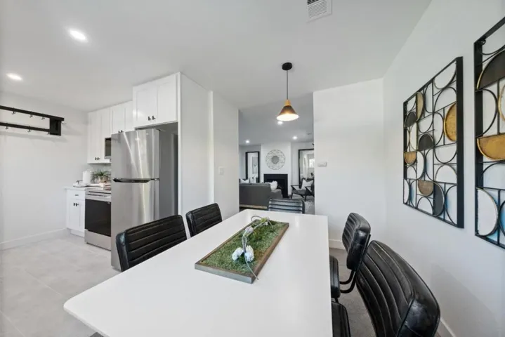 192 Everett Avenue, Palo Alto, California 94301