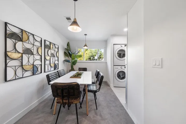 192 Everett Avenue, Palo Alto, California 94301