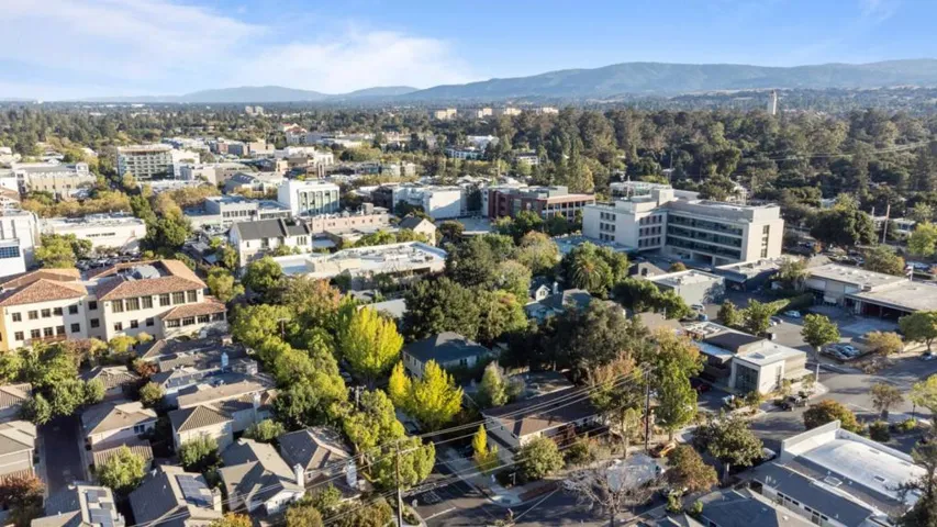192 Everett Avenue, Palo Alto, California 94301