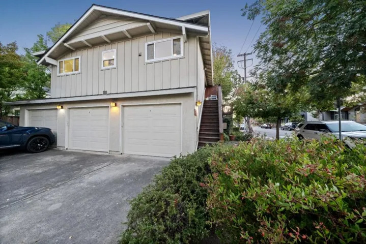 192 Everett Avenue, Palo Alto, California 94301