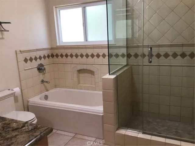 4352 Natoma Avenue, Woodland Hills, California 91364
