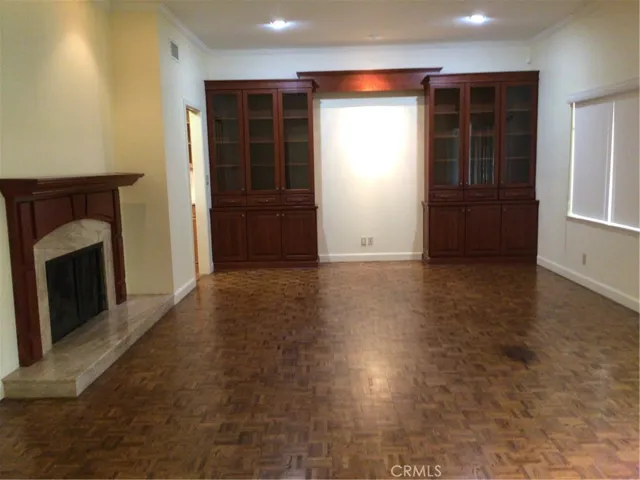 4352 Natoma Avenue, Woodland Hills, California 91364
