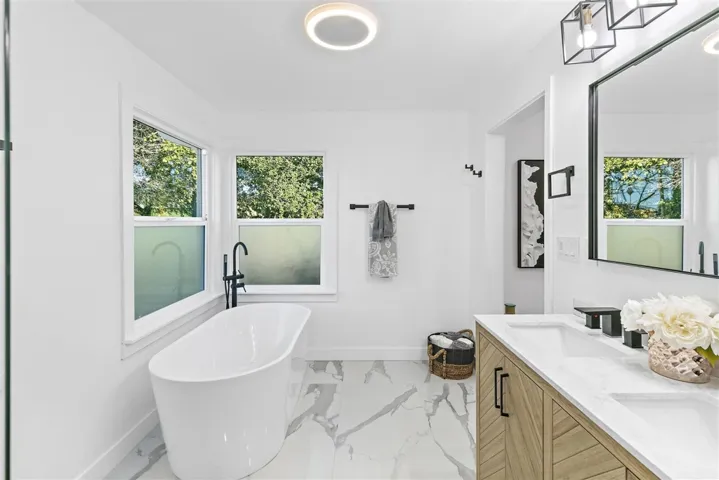 2807 Downer Ave, Richmond, California 94804