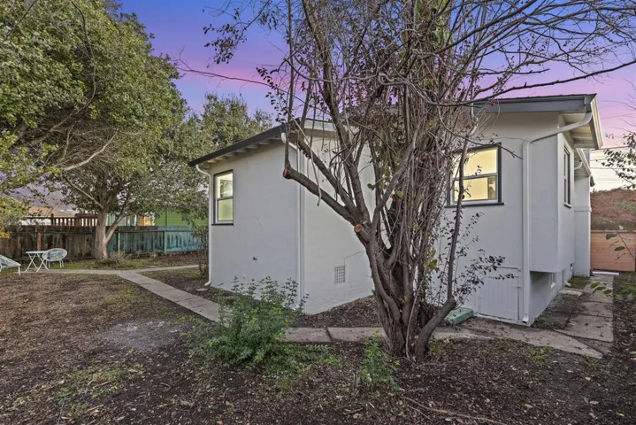 2807 Downer Ave, Richmond, California 94804