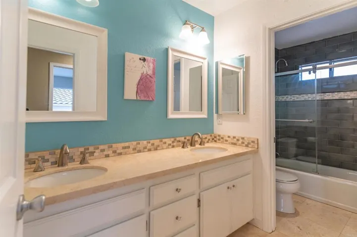 2239 Terracewood Ln, Escondido, California 92026