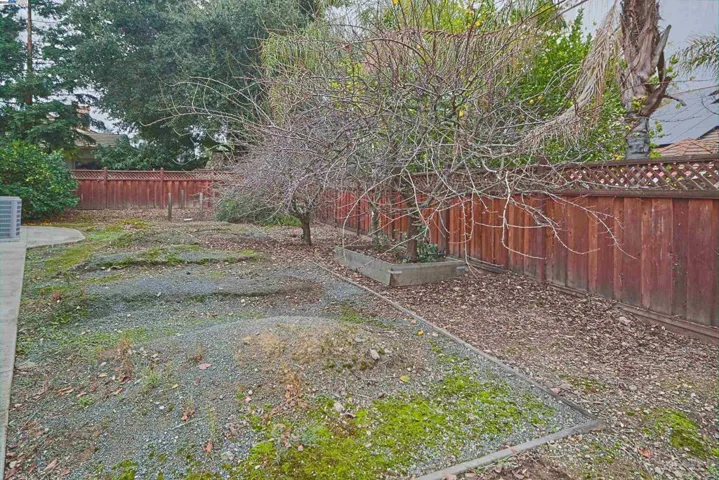 Sideyard