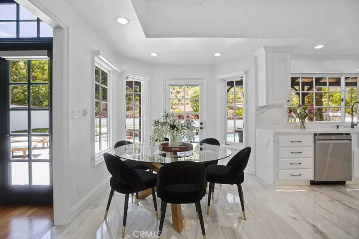 5957 Nora Lynn Drive, Woodland Hills, California 91367